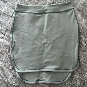 Size 6 Lululemon skirt in mint